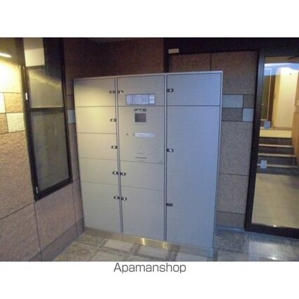 グランプラス西島[3LDK/79.59m2]の共用部1