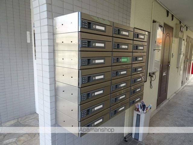 サンシティ荒町の玄関写真