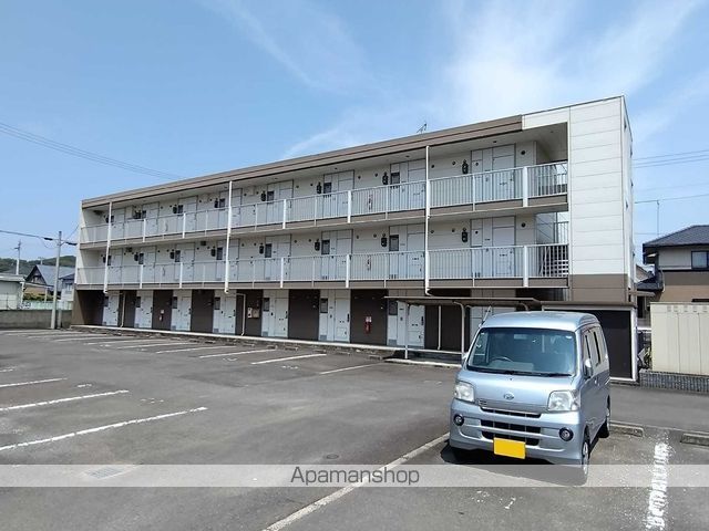 レオパレス川添IIの外観写真