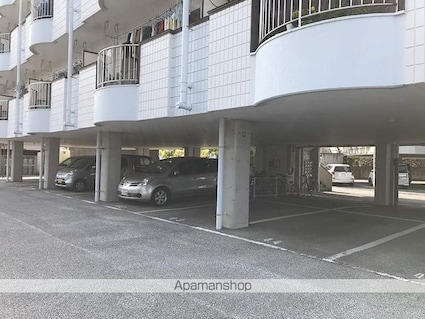 ハイツ　ハピィバリーⅡ　Ｂ棟[3K/49.5m2]の駐車場