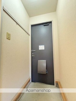 ラ・メール[3K/50.78m2]の玄関