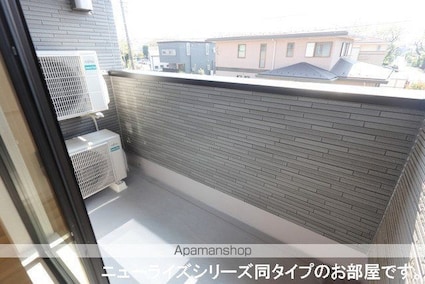 シェノンⅢ[2LDK/59.58m2]のバルコニー