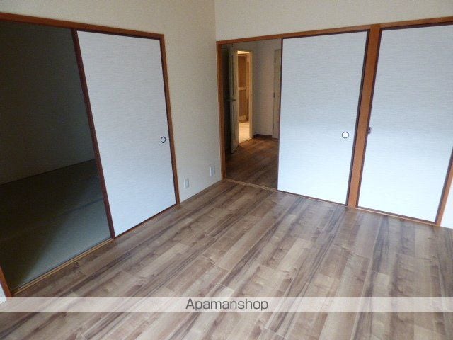 サニーハイツ三番館の内装写真