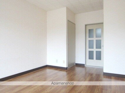 ＭＡＩＳＯＮ　ＤＥ　ＰＡＲＶＥＮＩＲ[1K/25.89m2]の内装1