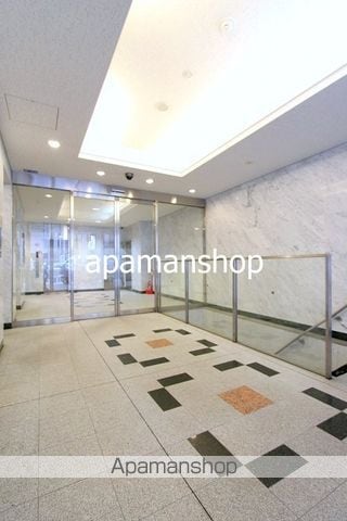 セントラルMINAMISEMBAの玄関写真