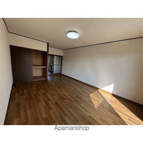エブリワン東棟の内装写真