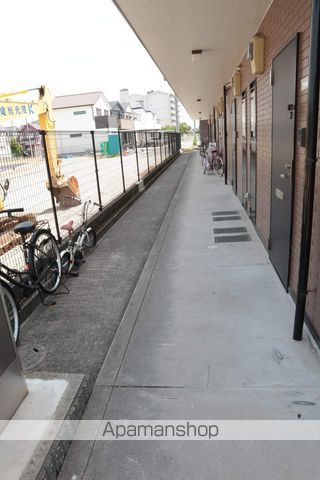 アムール もみの木の玄関写真
