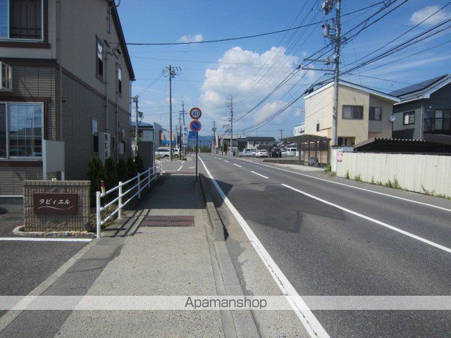 ラピィエル[1LDK/41.48m2]の周辺1