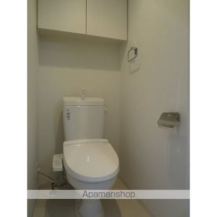 東京都渋谷区幡ヶ谷２丁目[1K/22.26m2]のトイレ