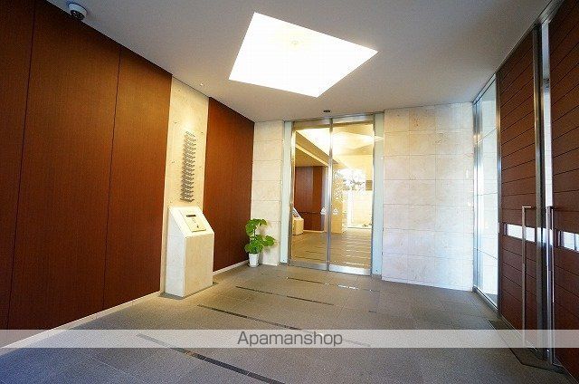グランドメゾン静岡 ザ タワーの玄関写真