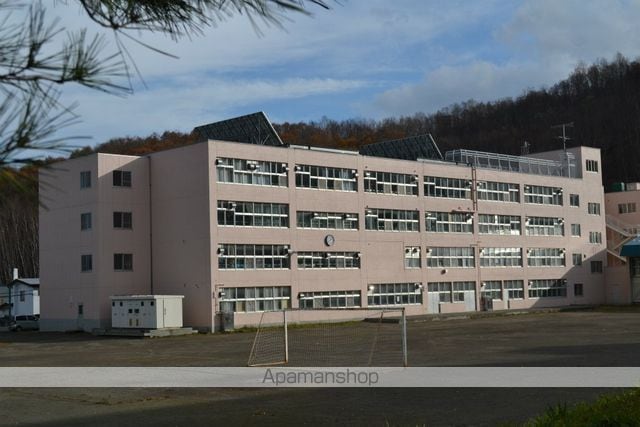 札幌市手稲区 2階建 築27年の周辺写真