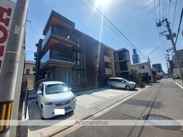 アーバングレイス上杉の外観写真