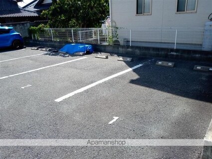 レオパレスイシハラⅠ[1K/26.08m2]の駐車場
