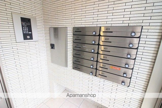ハイアット恵庭の玄関写真