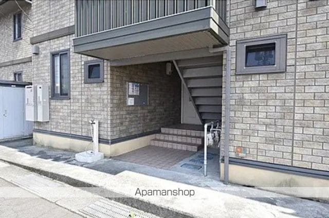 ウィルモア上飯野 Aの玄関写真