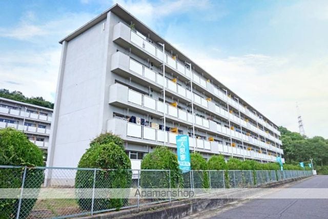 ビレッジハウス備前片上1号棟の玄関写真