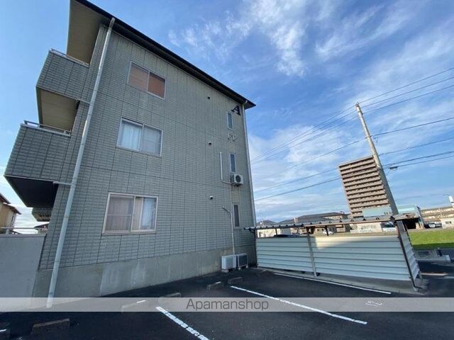 レインボーガーデン　Ａ棟[2LDK/64.74m2]の外観4