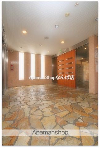 エステムコート大阪城南IIの玄関写真