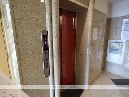 ＲーＣｏｕｒｔ泉[1LDK/37.85m2]の共用部1