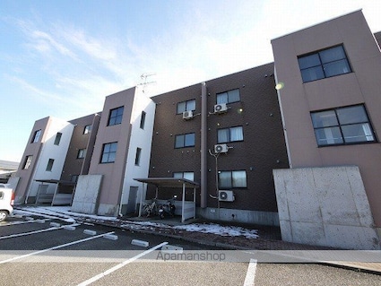 アヴニール池田[2LDK/66.05m2]の外観4