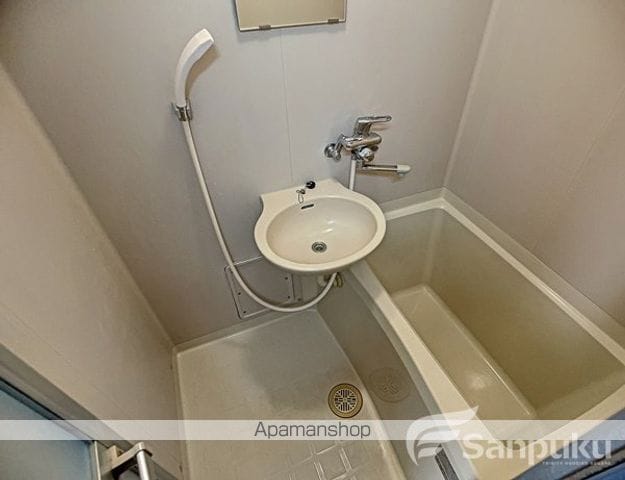 湯渡マンションの内装写真