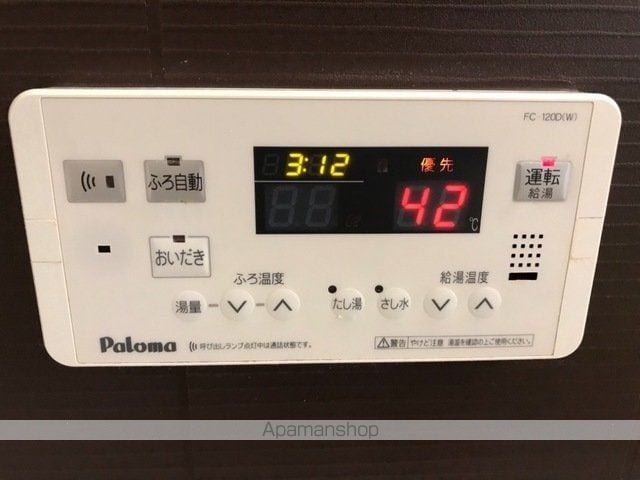 グローリーガーデンの内装写真