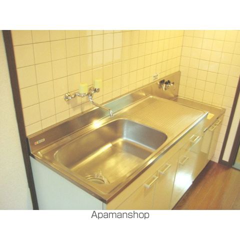 神山ハイツVIの内装写真