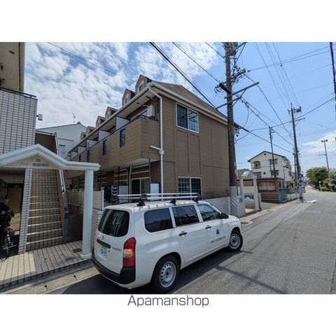 ハイツ鍵屋西町 西棟の外観写真