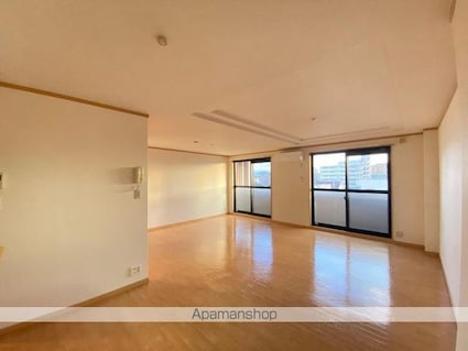 エル２２　[3LDK/106.5m2]のリビング・居間