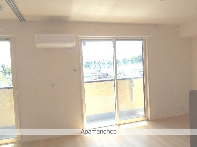 プレジオ IIの内装写真