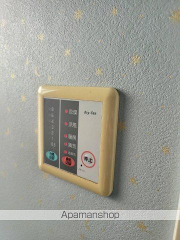 福山市 2階建 築28年の内装写真