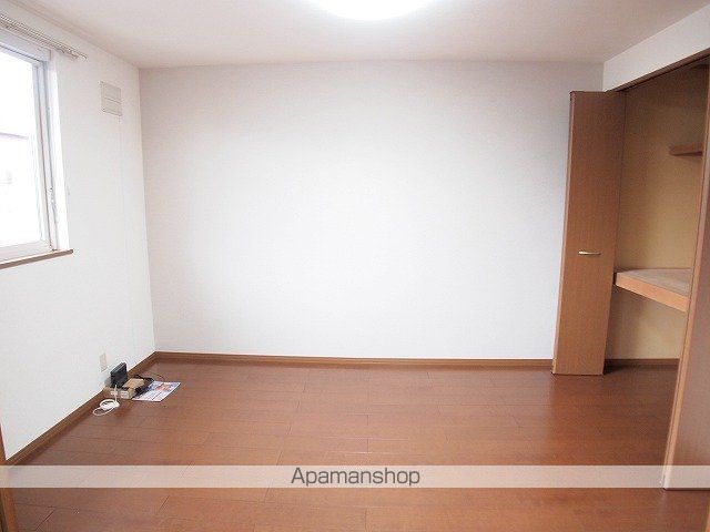 ポンムドゥテール前田の内装写真