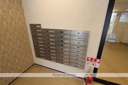 香川県高松市瓦町２丁目[1LDK/40.95m2]の共用部3