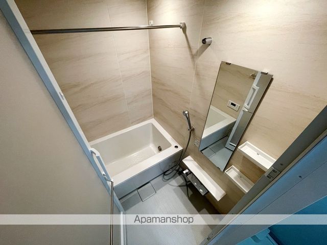 プレミアム菱屋西の内装写真