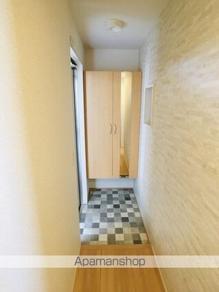 グランディール[1LDK/42m2]の玄関