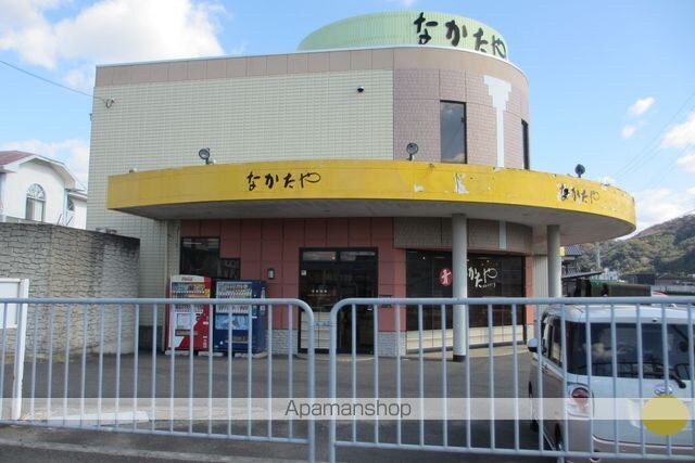 和歌山県和歌山市布引[1LDK/44.8m2]の周辺1