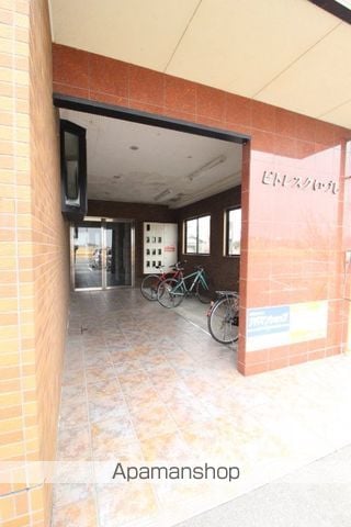 ピトレスクいづしの玄関写真