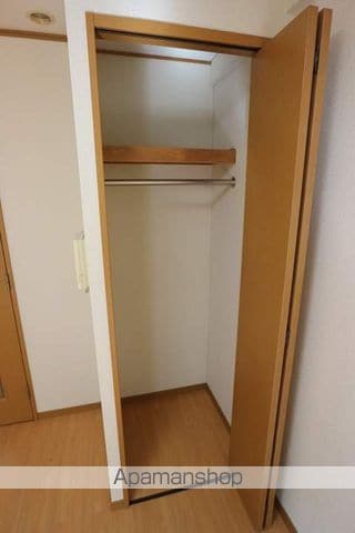 CROWNHILLSの内装写真