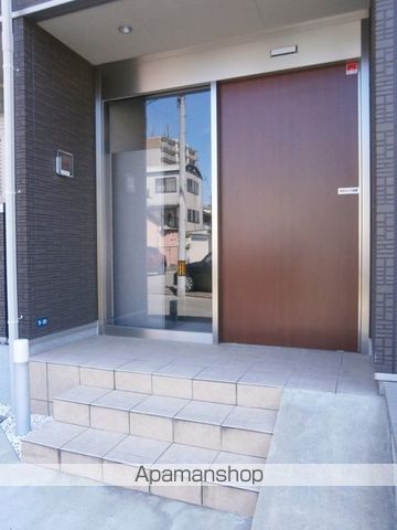 エポラール東別院の玄関写真