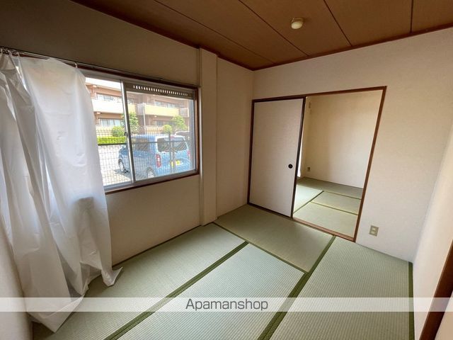 ガーデンハイツナカムラの内装写真