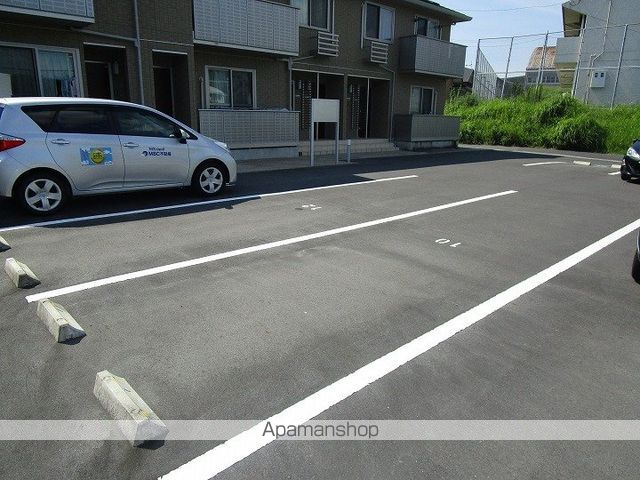 ルナステイトの外観写真