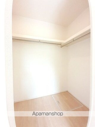 ポルトシャルムⅢ[1LDK/44.49m2]の収納