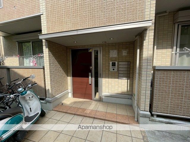 ハイツ大今里の玄関写真
