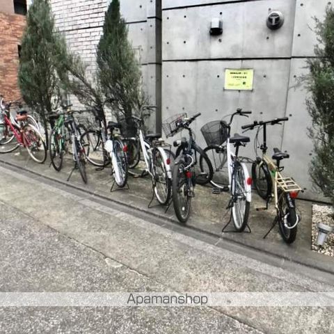モデュロール上落合の外観写真