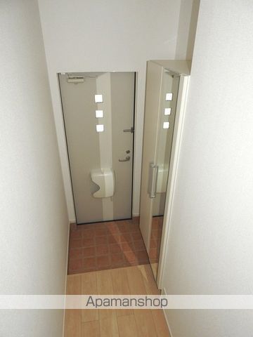 ドムス・ウィスタリアIIIの内装写真