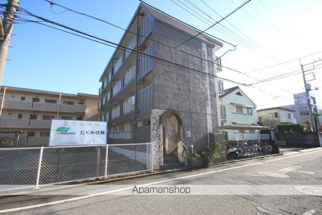 芦山グレイスマンションの外観写真