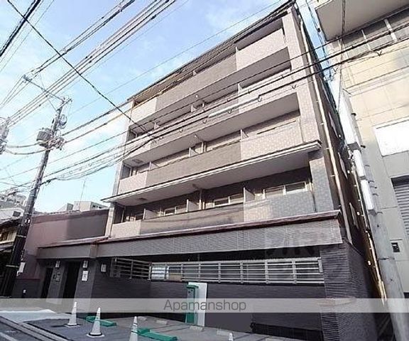 エターナルコート三条の外観写真