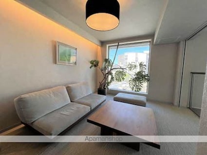 エストグラン虎丸[1LDK/50.68m2]のロビー