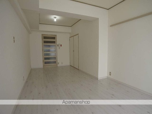 上賀茂葵之森町マンションの内装写真