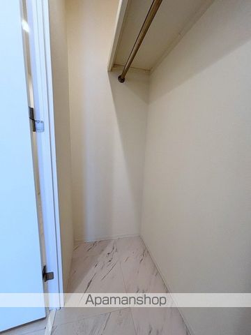 ドゥーエ ITACHIBORIの内装写真